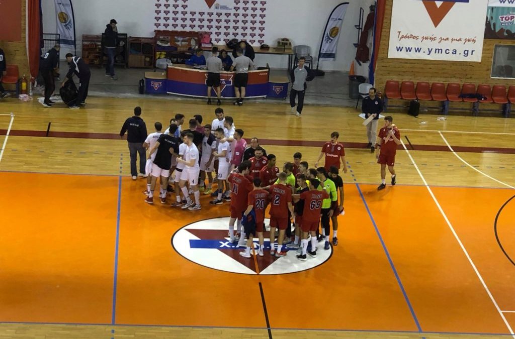 ΧΑΝΤΜΠΟΛ-ΚΥΠΕΛΛΟ: Πάλεψε όμως «λύγισε» από τον Δούκα